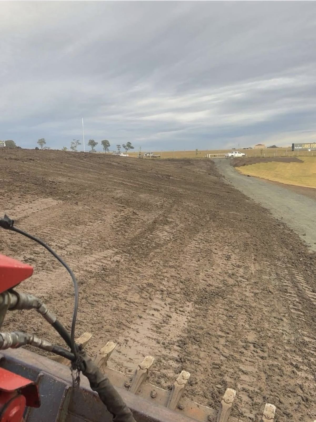 Large batter top dressed with a posi track, view from the cab